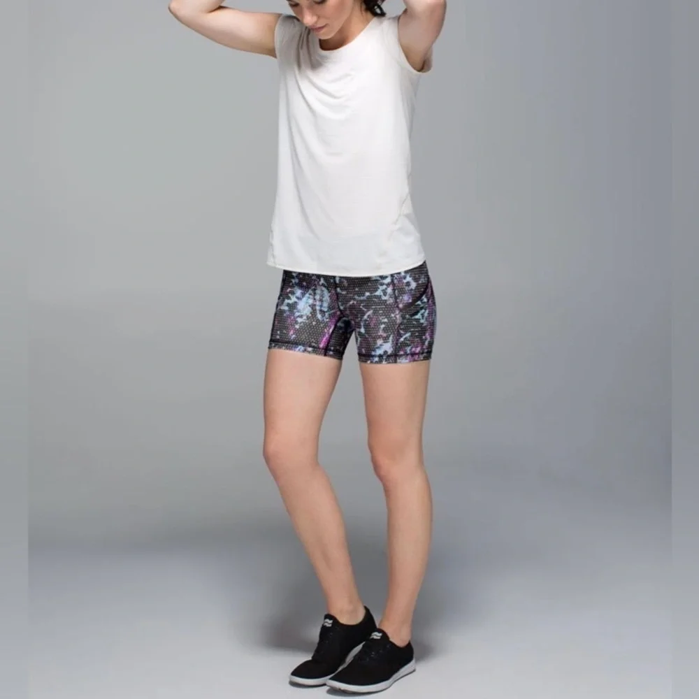 Lululemon What The Sport Short Floral Sport Tranquil Blue Dashing Purple Sz 6